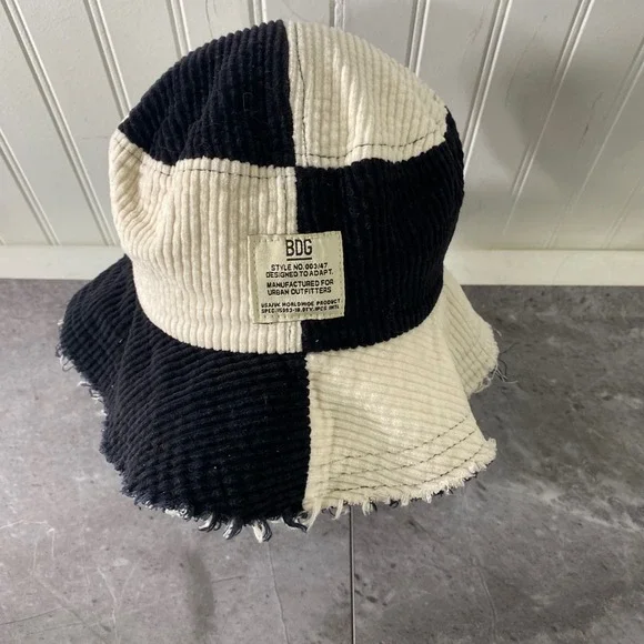 BDG Urban Outfitters Corduroy Patchwork Bucket Hat Black Cream Distressed - Picture 2 of 11